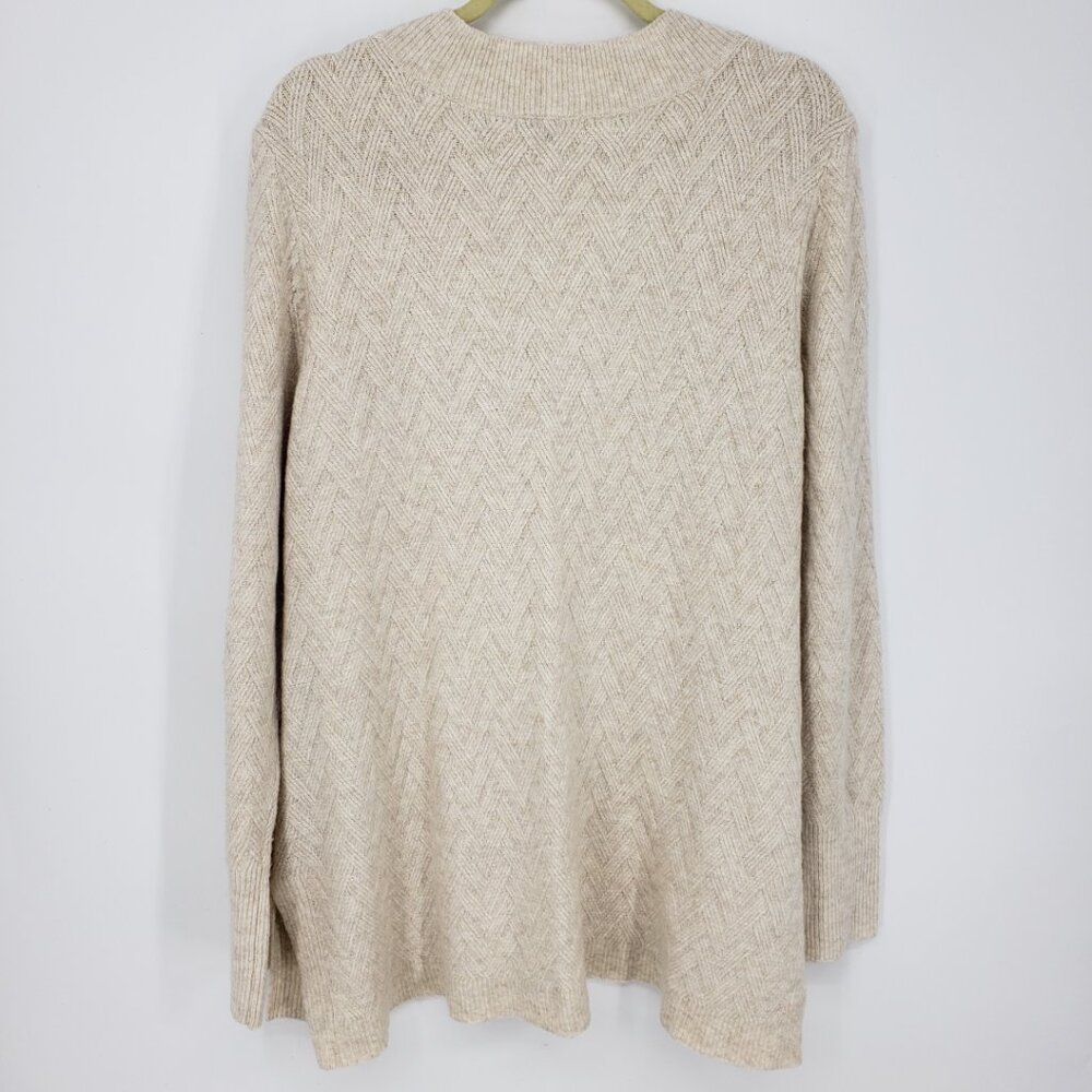 Chico's Herringbone V Neck Tunic Sweater XL Relaxed Fit Textured Beige Tan - Picture 3 of 8